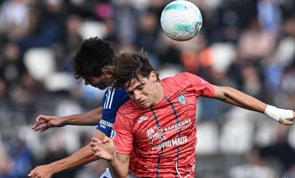 尤文图斯逆转击败AC米兰，C罗复出打进制胜球