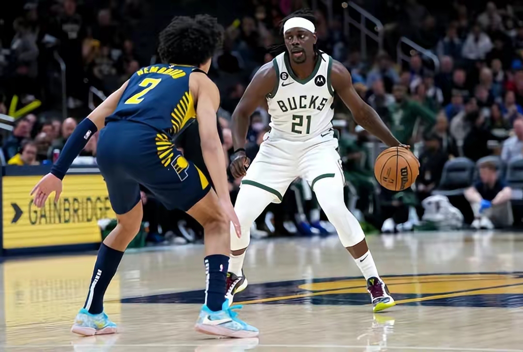 乐动体育-人队后卫班西西姆斯在比赛中表现出色，得到全队最高得分的简单介绍