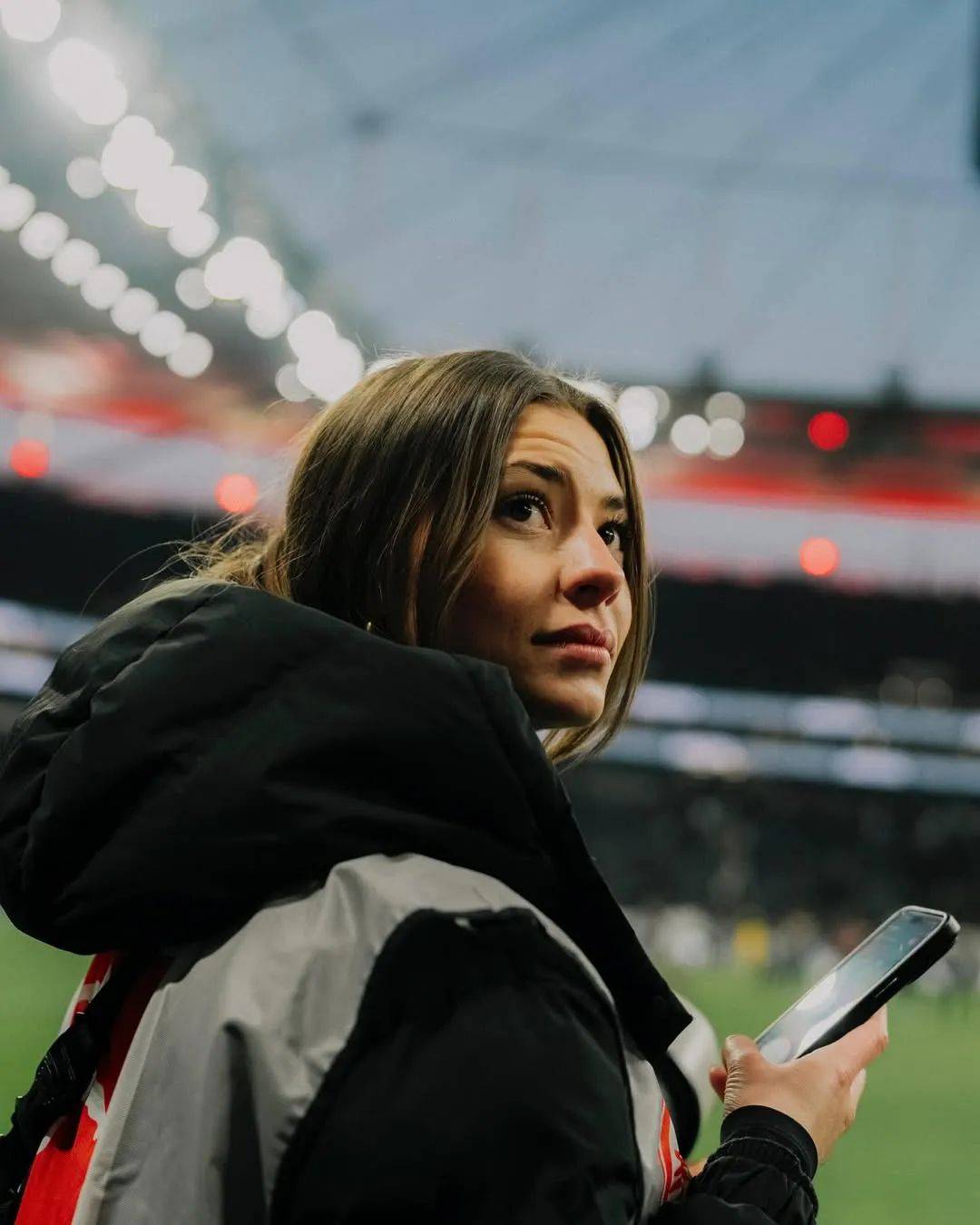 关于沃尔夫斯堡主帅因家庭原因暂时离队的信息