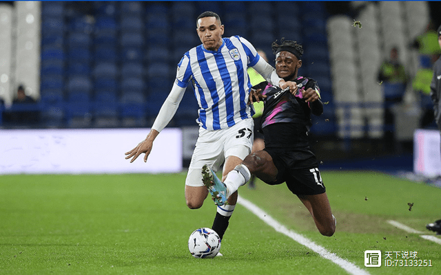 关于哈德斯菲尔德主场取胜,积分榜上升的信息 关于哈德斯菲尔德主场取胜,积分榜上升的信息